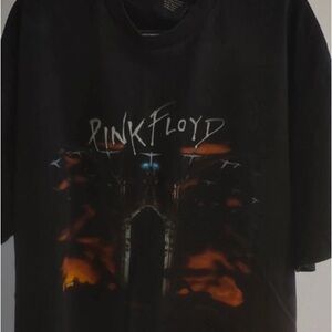 Pink Floyd Black Short Sleeve Tee with Atmospheric Design